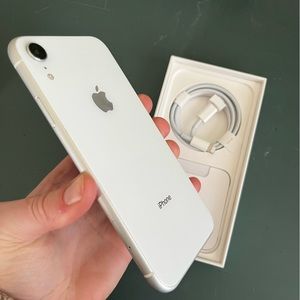 iPhone XR | 64gb